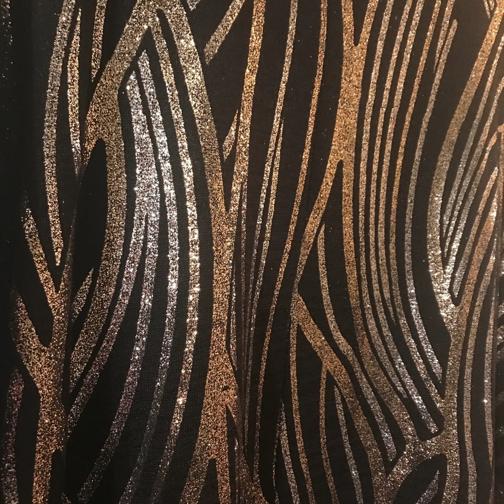 Lularoe elegant “zebra” Sarah duster